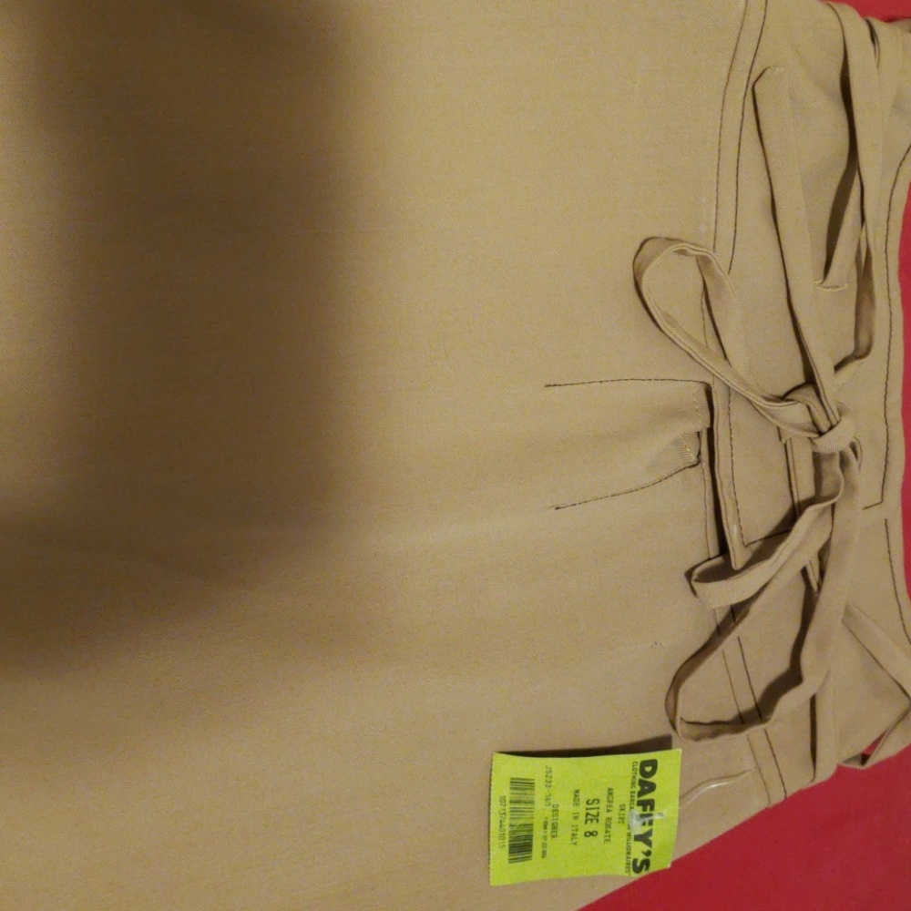 Skirt - Picture 3 of 4